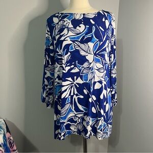 Chico’s Travelers 3 (16/18) Flared Sleeve Slinky Knit Blue White Floral Tunic